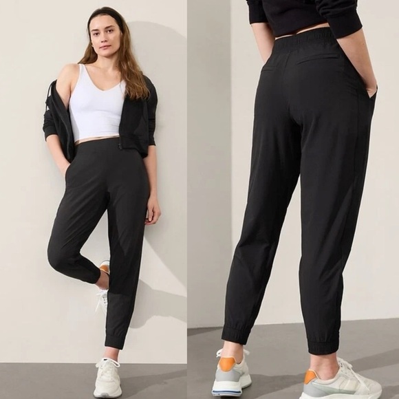 Athleta 6 Brooklyn Legacy Mid Rise Jogger Black #530631 Lightweight Casual Chic - Picture 1 of 16